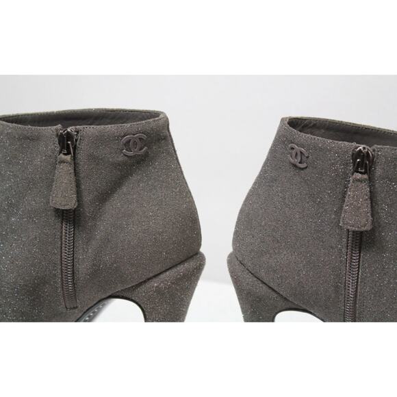 CHANEL GLITTER CAP TOE CC ANKLE BOOTS BOOTIES HEELS 39.5 AUTHENTIC BOX! - Picture 5 of 10